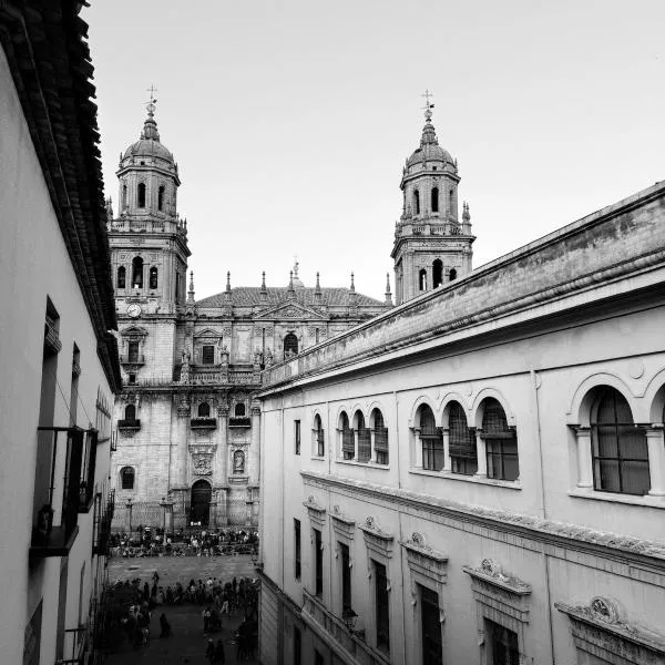 La Catedral Boutique Suites, hotel Jaénben
