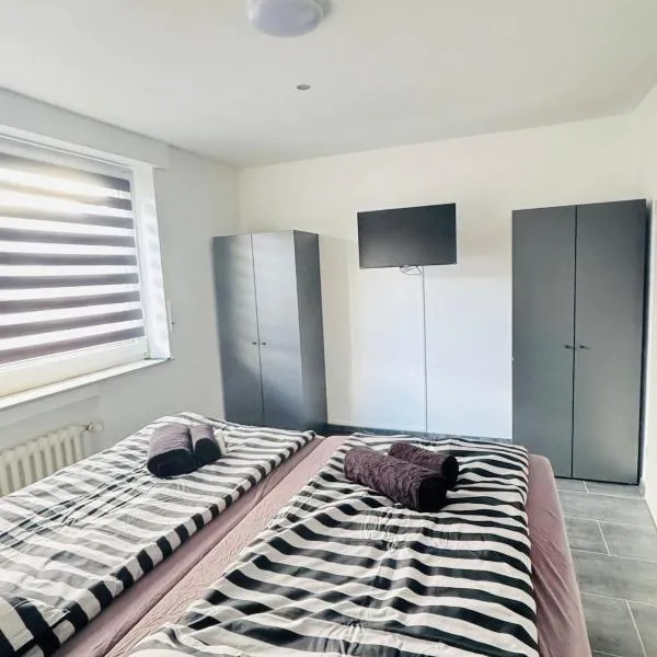 Voll ausgestattete 3 Zimmer Wohnung, hotel in Moers