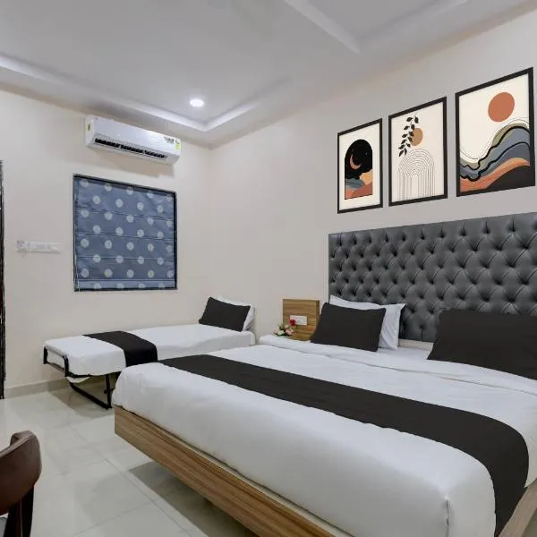 HOTEL O MATRI CROWN, hotel en Raipur