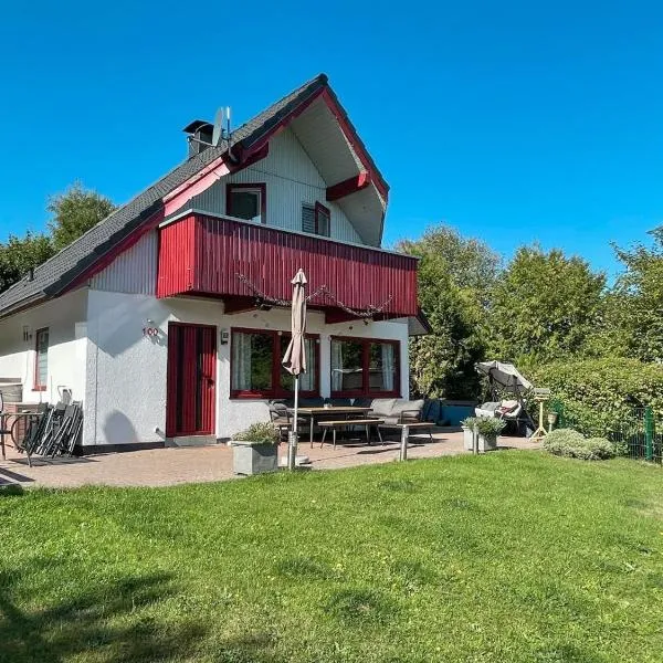 Ferienhaus "Bären Ecke" am See im Bergland, hotel en Kirchheim