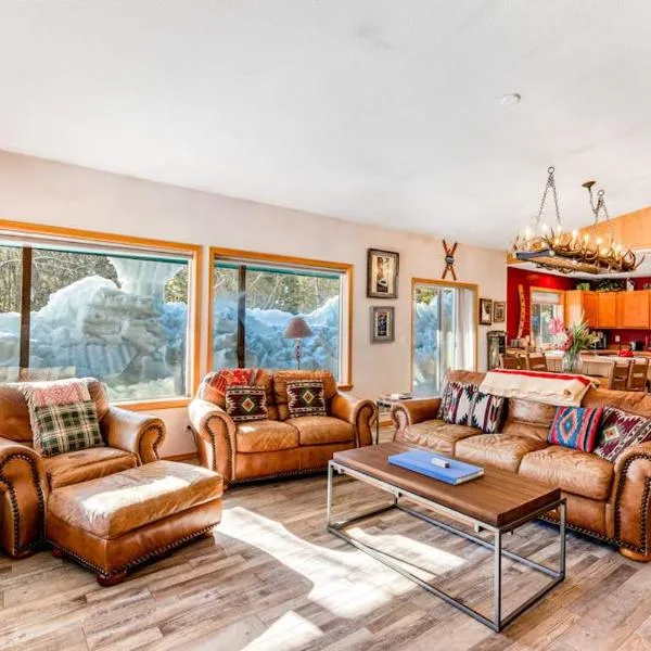 A House For All Seasons, Hotel in McCall