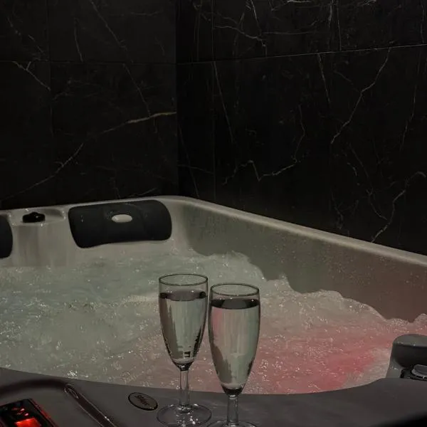 Lh loft and spa escapade à 2 avec jacuzzi privé, hotel a Le Havre