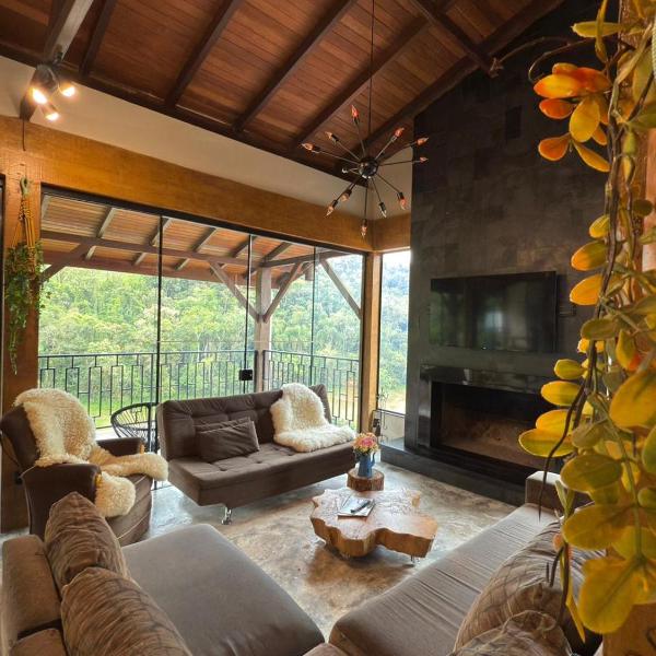 GaloDourado House In Alto Palmeiras