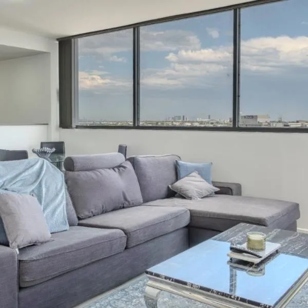 Prime Parramatta Riverside Stay with Parking Space, hotel i Sydney