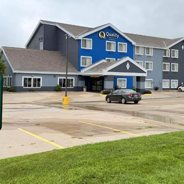 Quality Inn & Suites Bethany โรงแรมในเบธานี