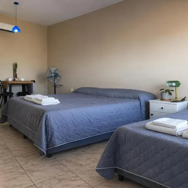 CARRERO Departamentos Apart, hotel a Chepes