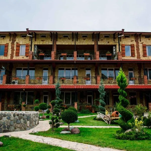 Zedazeni Hotel, hotel in Akhalubani