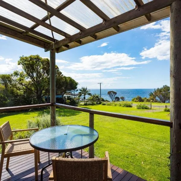 98 Ocean Parade Rustic Log Cabin, hotel a Dalmeny