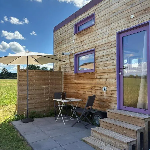 La Tiny de Papa un logement Eco-responsable, hotel in Saint-Pierre-le-Chastel