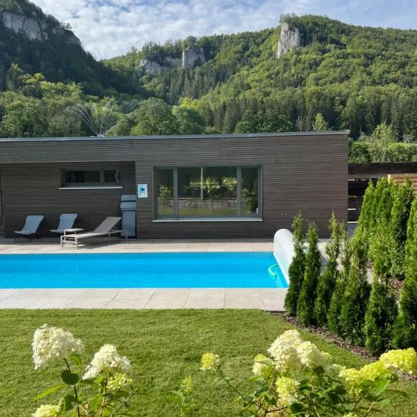 Nadou-Ferienwohnung mit Sauna und Pool in der Nähe von Sigmaringen im oberen Donautal, hotel en Beuron