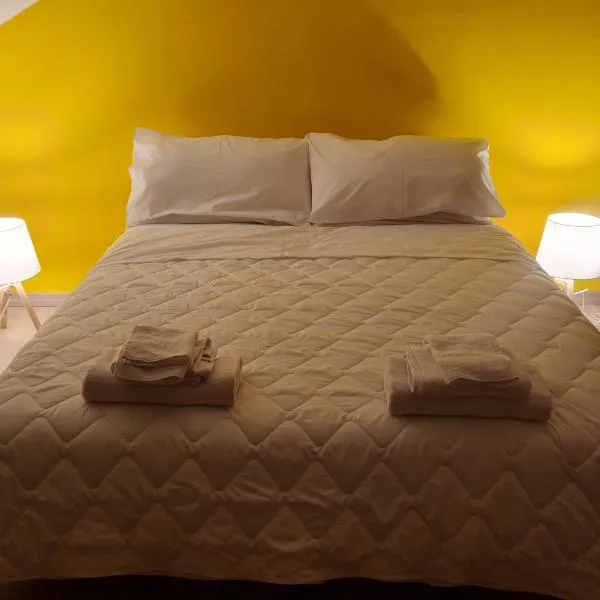 알레산드리아에 위치한 호텔 LA SUITE DEL DOGE - Suite Privata con Vasca, Ingresso Indipendente e Cromoterapia