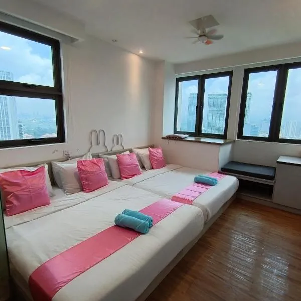 KL Sentral, Kuala Lumpur, 4 pax Family Merdeka 118 Nice View, , Sky Pool, hotelli Kuala Lumpurissa
