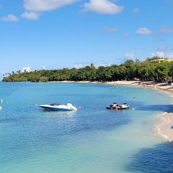 Chalet The Palm Retreat Buye, Playa Buyé – hotel w mieście El Cerro