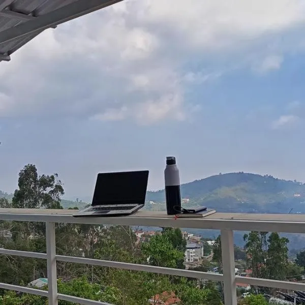 Smiley Homestay Family-Friendly 3BR, hotel in Kodaikānāl