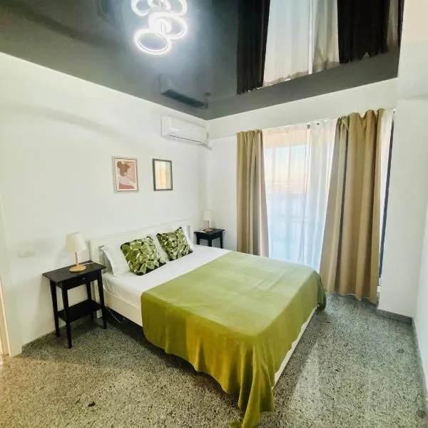 B1 Apartments Deluxe, hotel Năvodariban