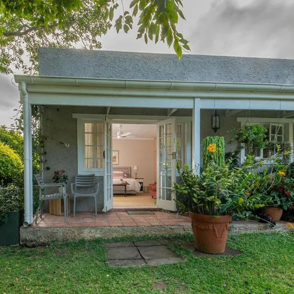 Lloyd Road Cottage, hotel in Port Elizabeth
