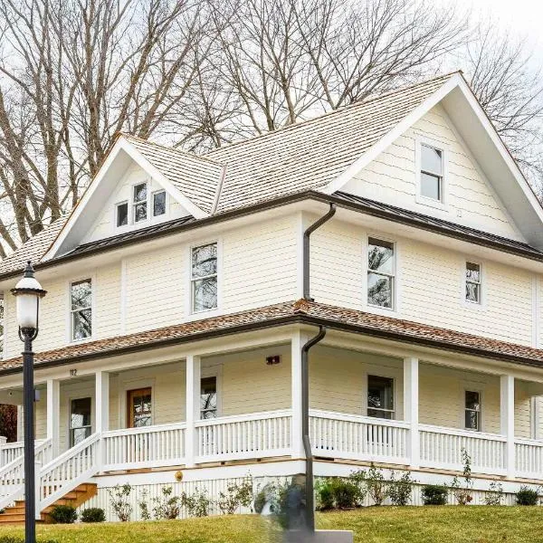 Kildahl House - Boutique Farmhouse Suite #1, hotelli kohteessa West Dundee