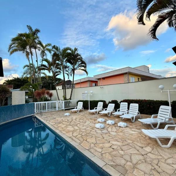 Confortável casa em Bertioga, 300 metros do mar