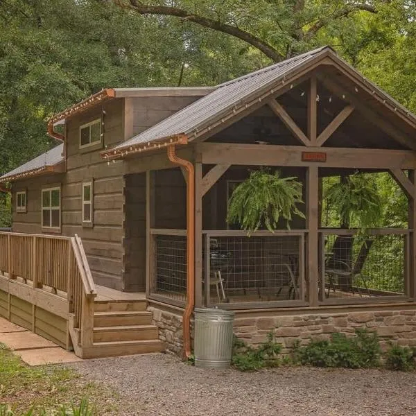 채터누가에 위치한 호텔 Celina Cabin Nature Cabin Near Downtown Chattanooga