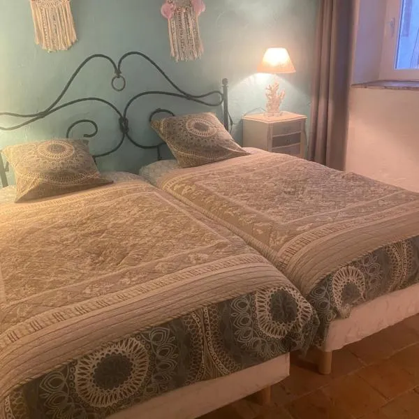 Le PHoenix, hôtel à Roquestéron