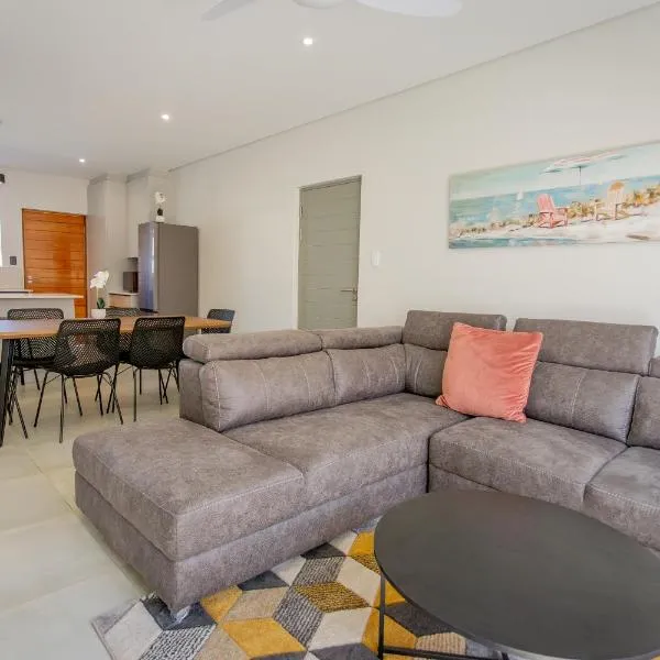 Luxury Town House 1 On York - TH77, hotel a George