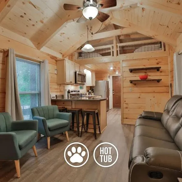 Martha Cabin Tiny Cabin By Downtown Chattanooga, Hotel in Chattanooga