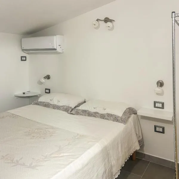 Annarosa08, hotel en Sorso