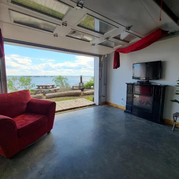 Carleton sur Mer में, होटल Aux 4 vents - Auberg'Inn