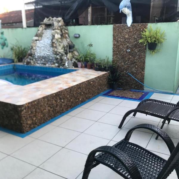 Casa com piscina em Peruíbe