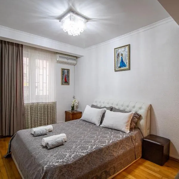 Cozy Apartment on Kostava, hotel Tbilisziben