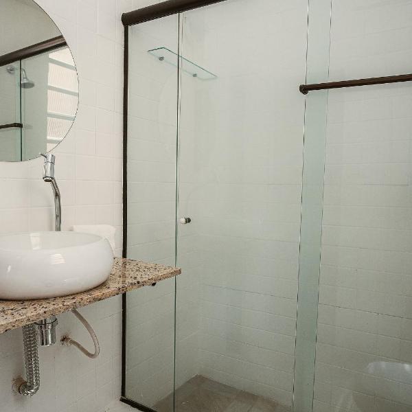Apartamento para 4 pessoas com vista mar lateral - Foto 3