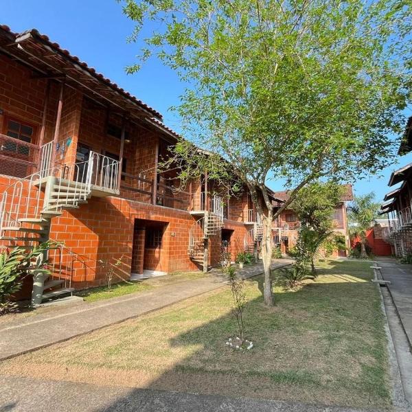 loft p/ casal ou família, piscina, 5 min da praia
