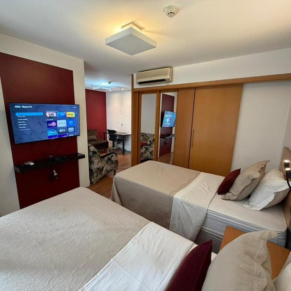 Flat lindo duplo lado Park Ibirapuera Av Paulista com garagem 106