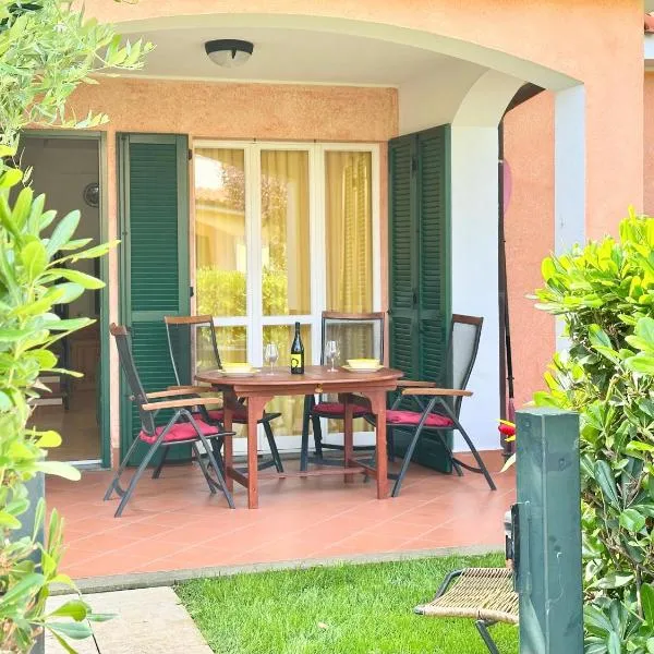 Casa vacanza a 130mt dal mare, hotel em Porto Recanati
