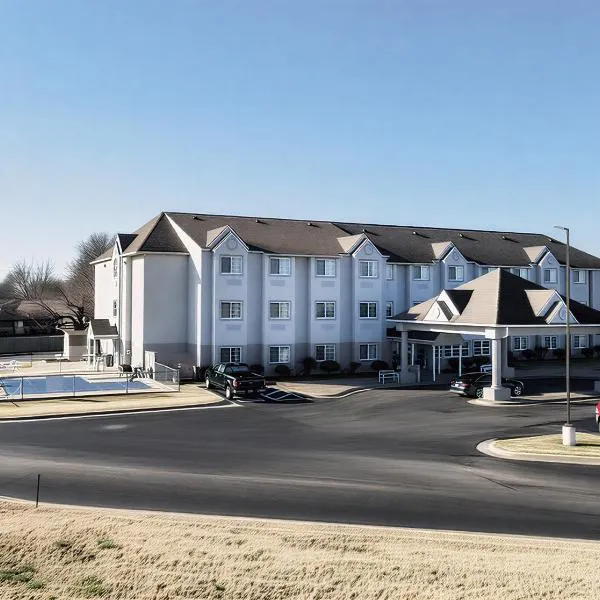 Microtel Inn & Suites Claremore Route 66, hotel a Claremore