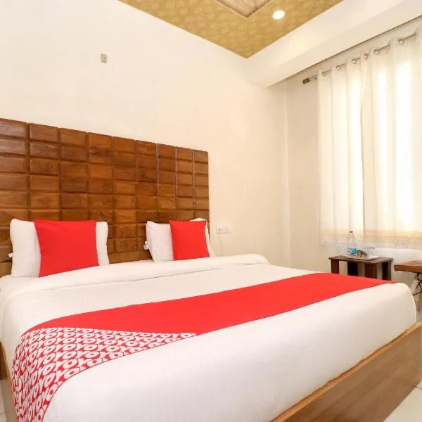 Hotel O Sharrytel, готель у місті Zirakpur