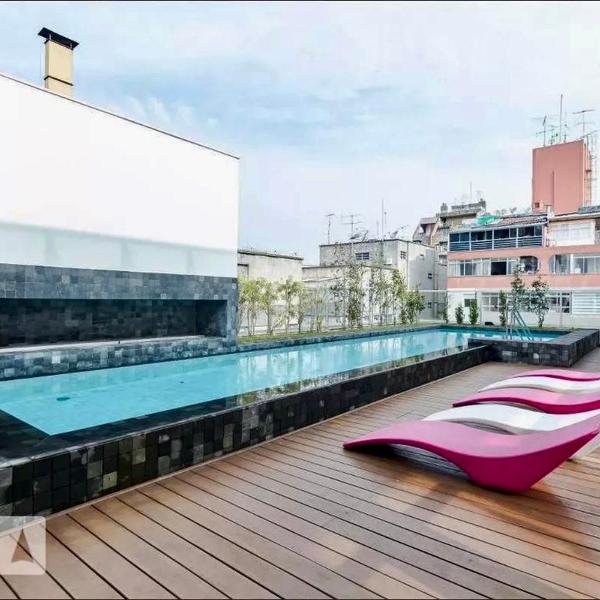 Studio com piscina na Augusta