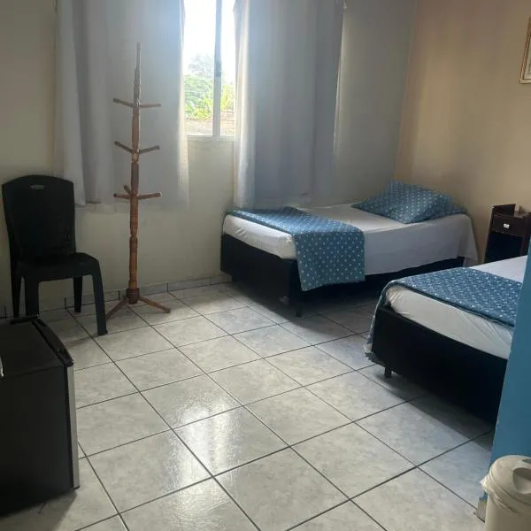 pousada irmãs, hotel in Pindamonhangaba
