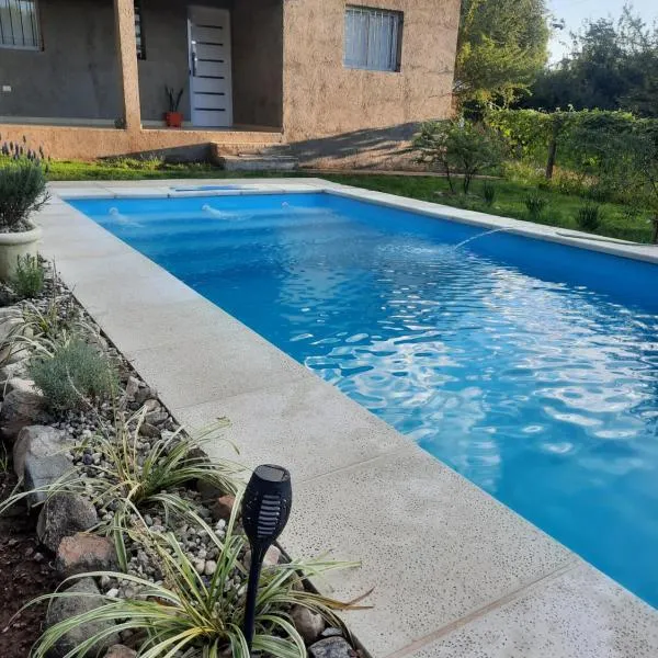 Cabaña La Kalma, hotel en Santa María