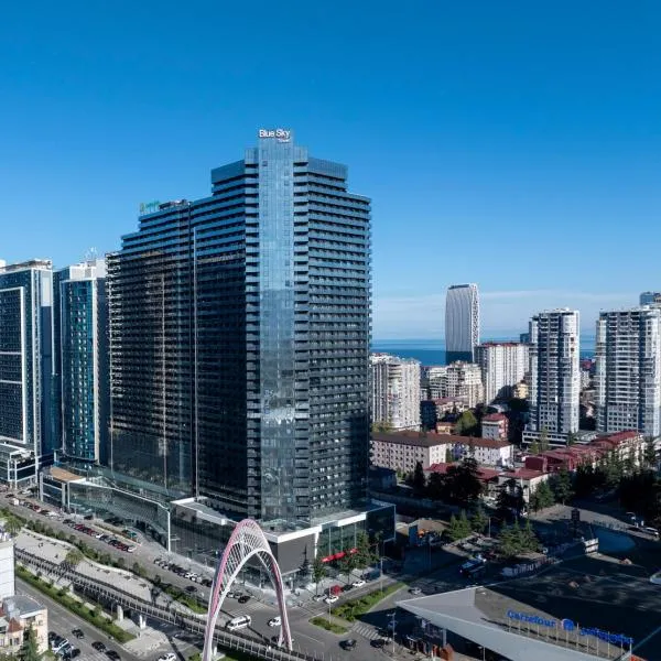 Blue Sky Apart-Hotel Batumi: Batum'da bir otel