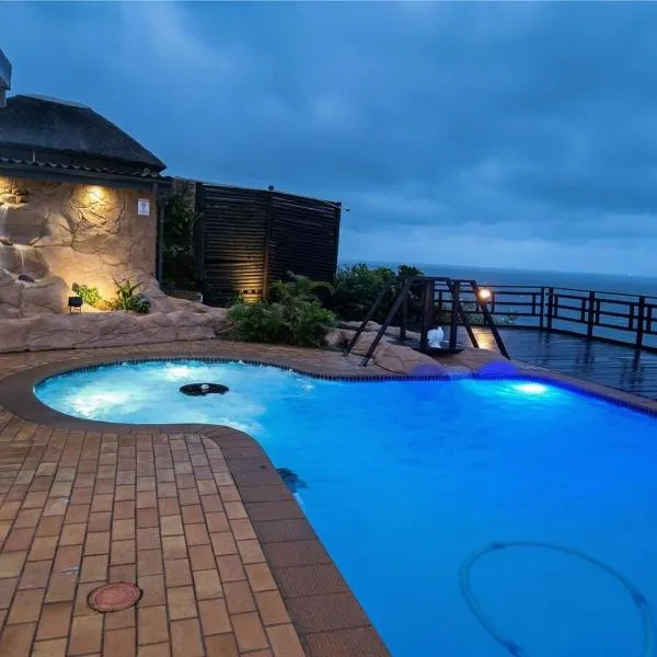 Ocean View Direct Sea Views Private Pool, BBQ & Patio Area: Durban şehrinde bir otel