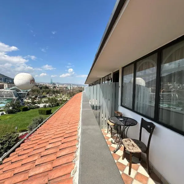 Rike Park Hotel, хотел в Тбилиси