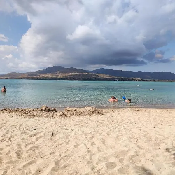 Kedros -Small Seaside Studio -Ground Floor, hotel em Elafonisos