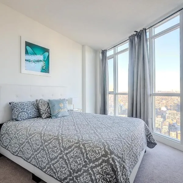 Downtown 1 Br 48 Floor CN Tower View, hotell i Toronto