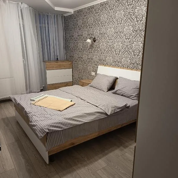 Корольова, khách sạn ở Ternopilʼ