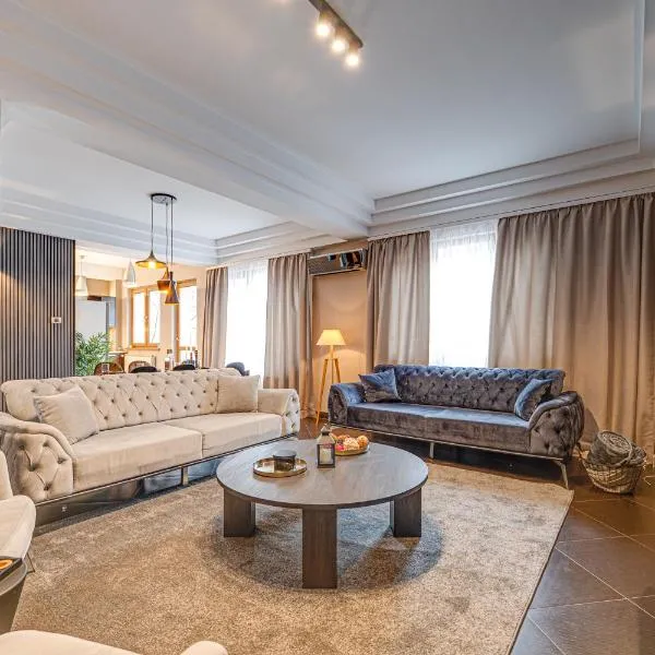 Grand Stamboliyski Suite - Luxury 150sqm 2BR & 2 Bath Apt, hotel en Sofía