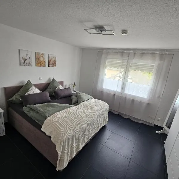 FeWo Elya mit Garten, Wellness, Shopping, Auszeit, hotell i Bad Münstereifel