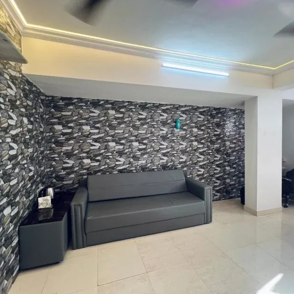 Marita Apartment 2bhk City Homes, hotell i Mumbai