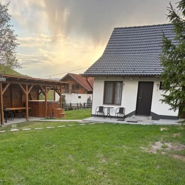 Margaréta kulcsosház, Hotel in Sub Cetate