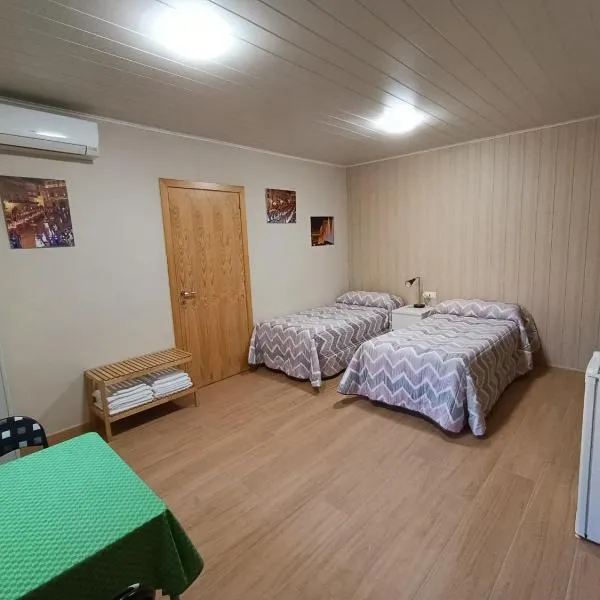 Habitación independiente II en Casa Rural Javier, hotel u gradu Valmuel